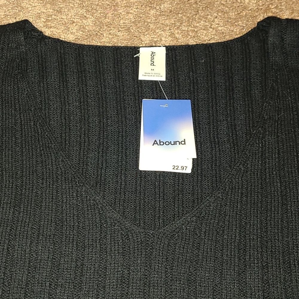 ABOUND - Nordstrom’s black long sleeve sweater NWT - Picture 3 of 3